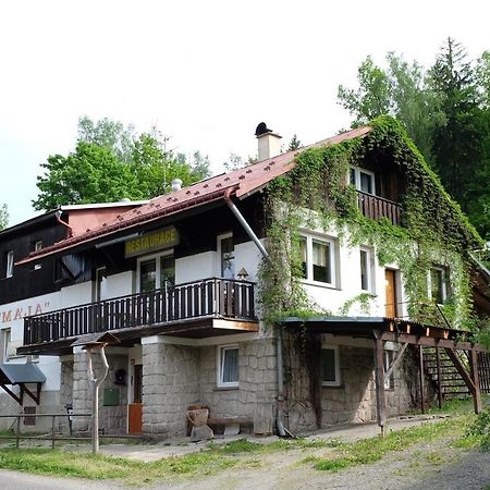 Penzion Maja Йозефув-Дул Экстерьер фото